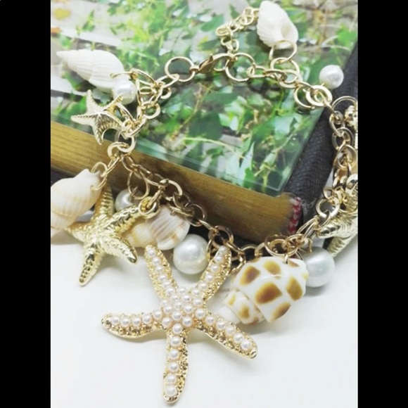Seashell Charm Bracelet - Picture 7 of 8